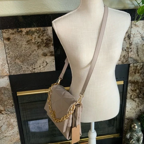 Steve Madden GRY quilted  Crossbody Bag - Picture 10 of 11